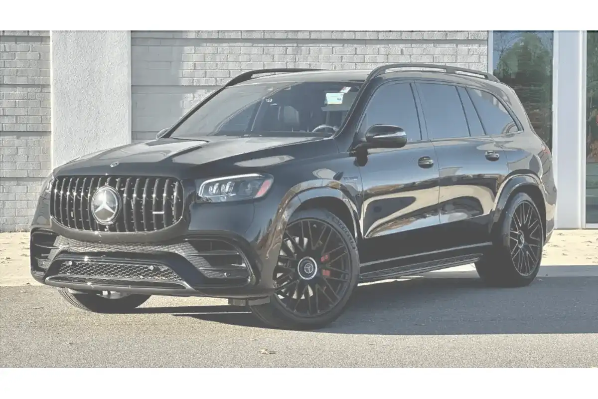 Mercedes 6 seats GLS for rent 